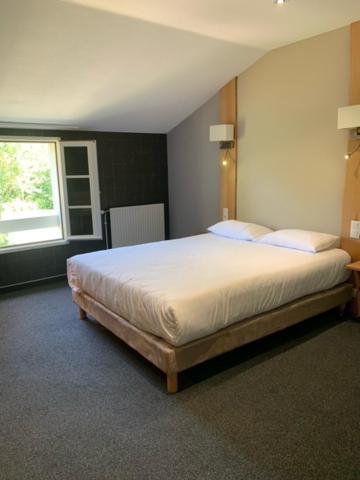 Logis Auberge De La Riviere Les Velluire-sur-Vendee Exterior foto