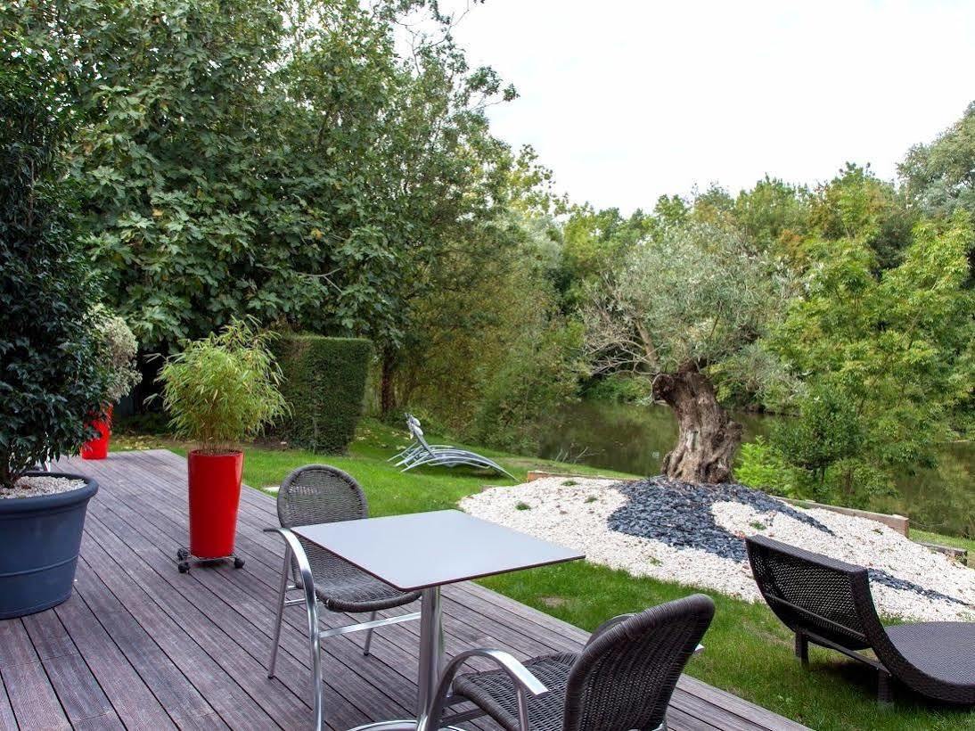 Logis Auberge De La Riviere Les Velluire-sur-Vendee Exterior foto